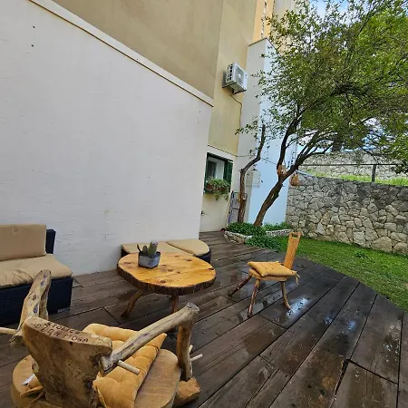Paradise Garden With Free Parking *