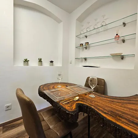 Apartment Paradise Garden With Free Parking *